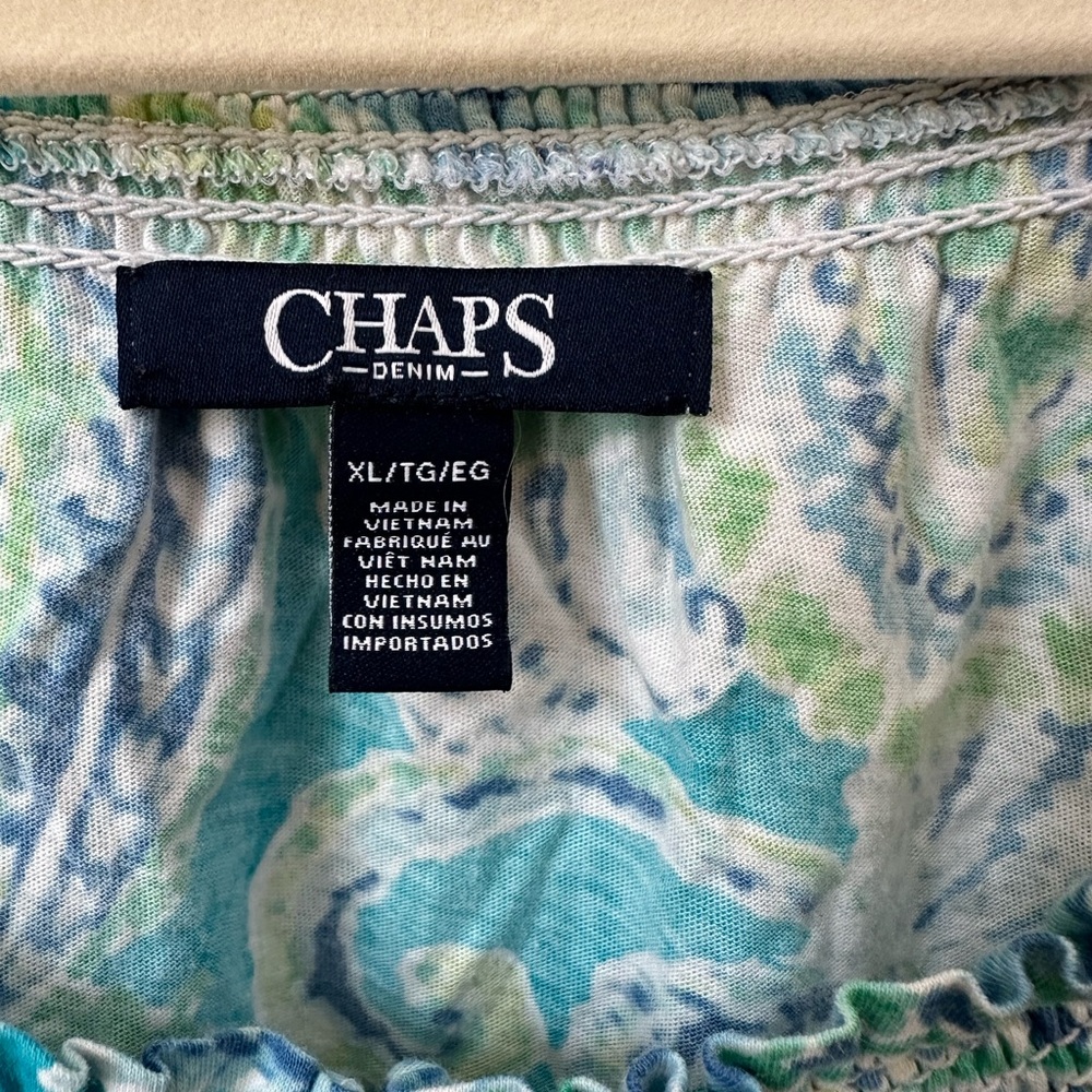 Chaps EUC Size XL top, cute summer print, light weight, comfortable - Picture 3 of 4